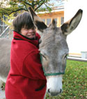 Eselbesuch im Blindenheim